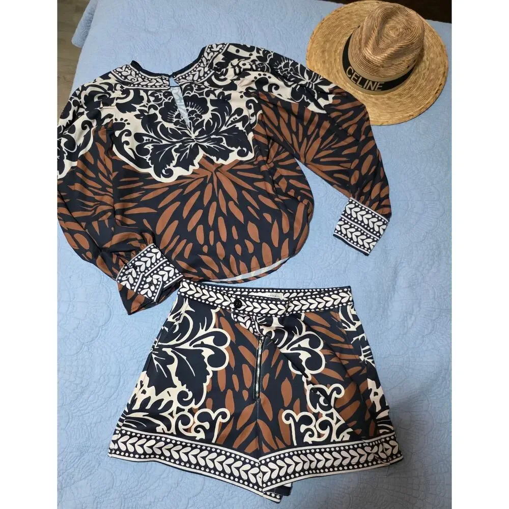 SUMMER SHORT SET - 2 PIECES SKORT & BLOUSE - SIZE M - ELEGANT - Picture 2 of 4